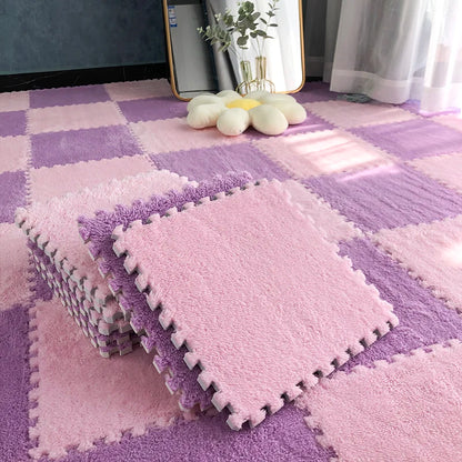 Soft Plush Baby Play Mat for Winter Crawling 30x30cm